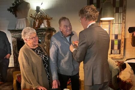 Koninklijke onderscheiding voor Willem Kant